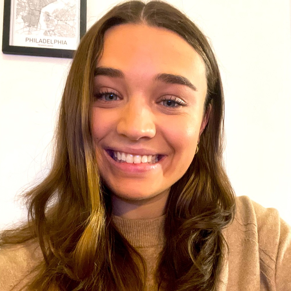 Meet your Posher, Emily